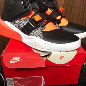 Nike Air Force 270